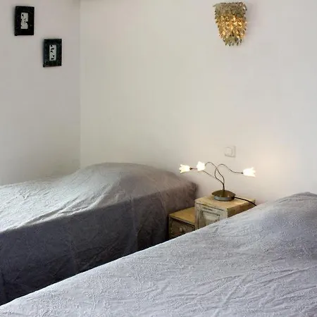 Hébergement de vacances Saint-michel-lobservatoire Sleeps 8 Pool Wifi *