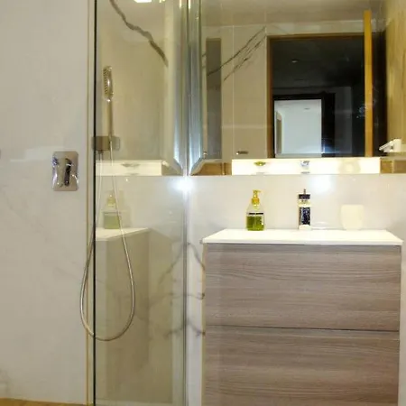 Saint-michel-lobservatoire Sleeps 8 Pool Wifi Prázdninový dům *